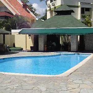 Coopmarena Beach Hotel